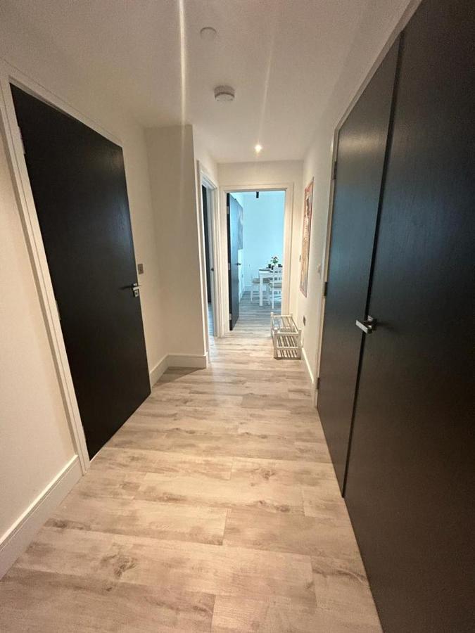 One West Point , Icon Tower Apartment London Luaran gambar